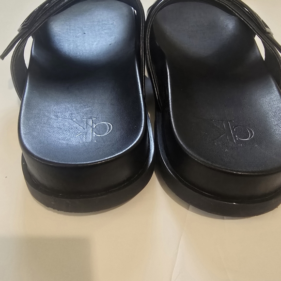Calvin Klein Women's Black Cross-Strap Sandals - Picture 4 of 4